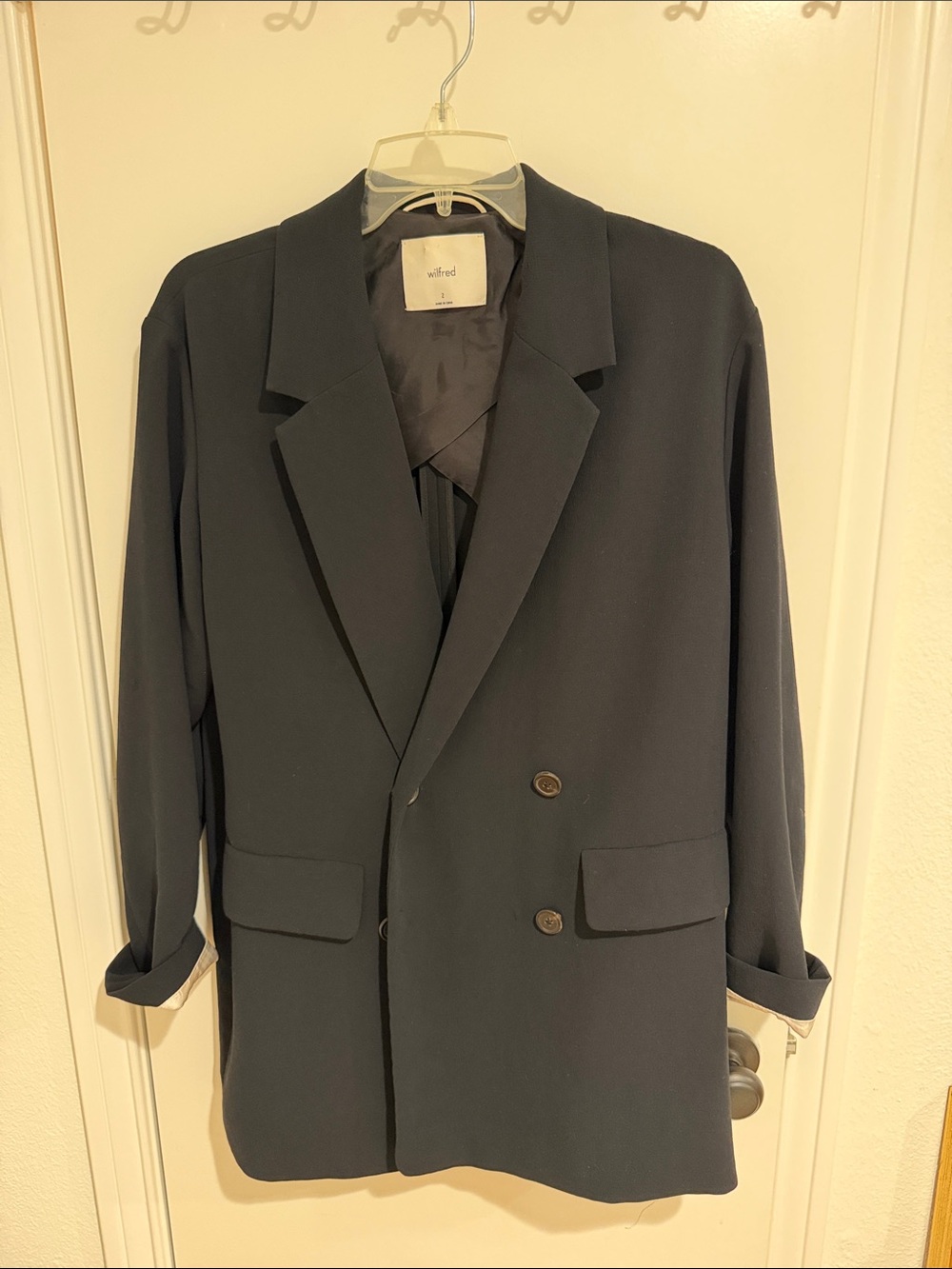 Wilfred women’s Double-Breasted Blazer in Deep Black